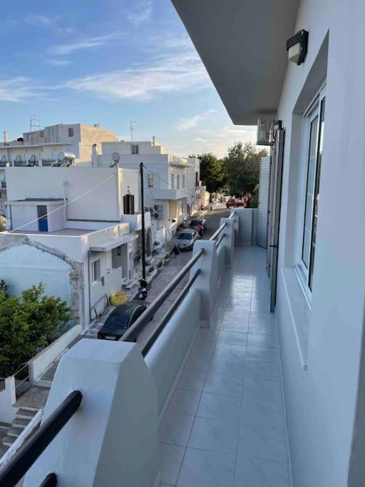Downtown Tinos View Apartment Esterno foto