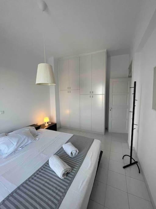 Downtown Tinos View Apartment Esterno foto