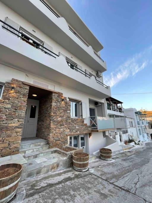 Downtown Tinos View Apartment Esterno foto