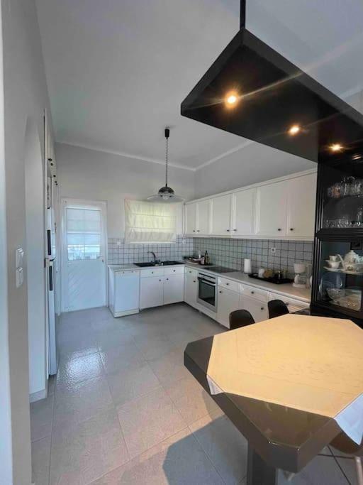 Downtown Tinos View Apartment Esterno foto